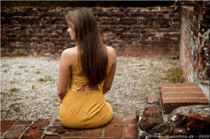 190818-0039goldblack